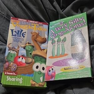 VeggieTales VHS Tapes - Sharing and Sing-Along